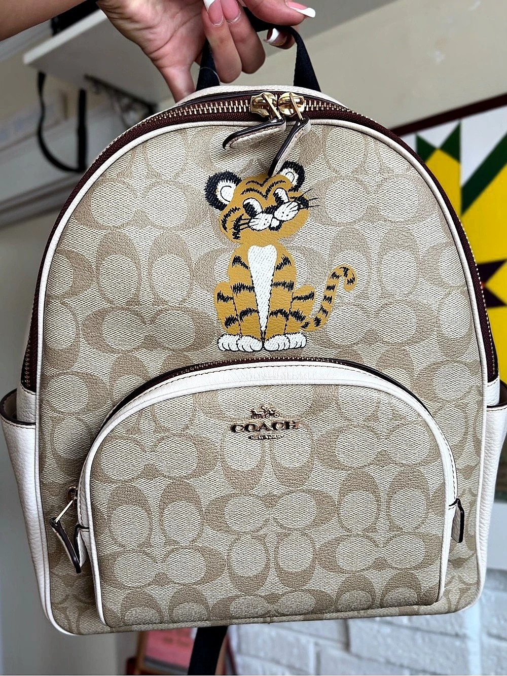 Coach Court Backpack In Signature Canvas With Tiger Like New
